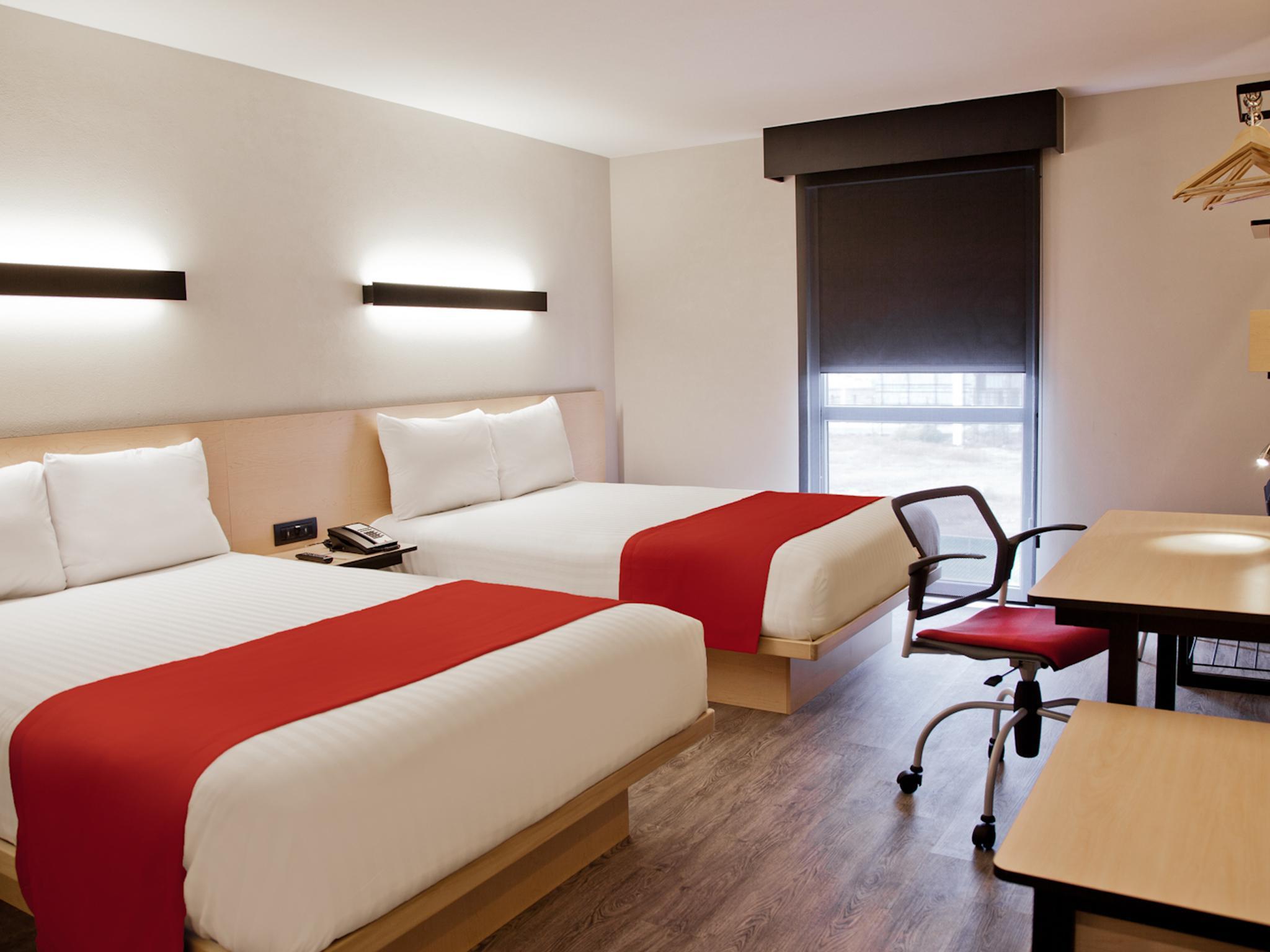 City Express By Marriott León Zewnętrze zdjęcie