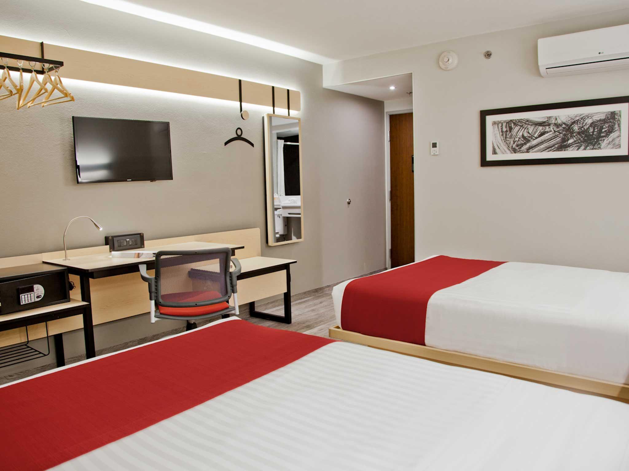 City Express By Marriott León Zewnętrze zdjęcie
