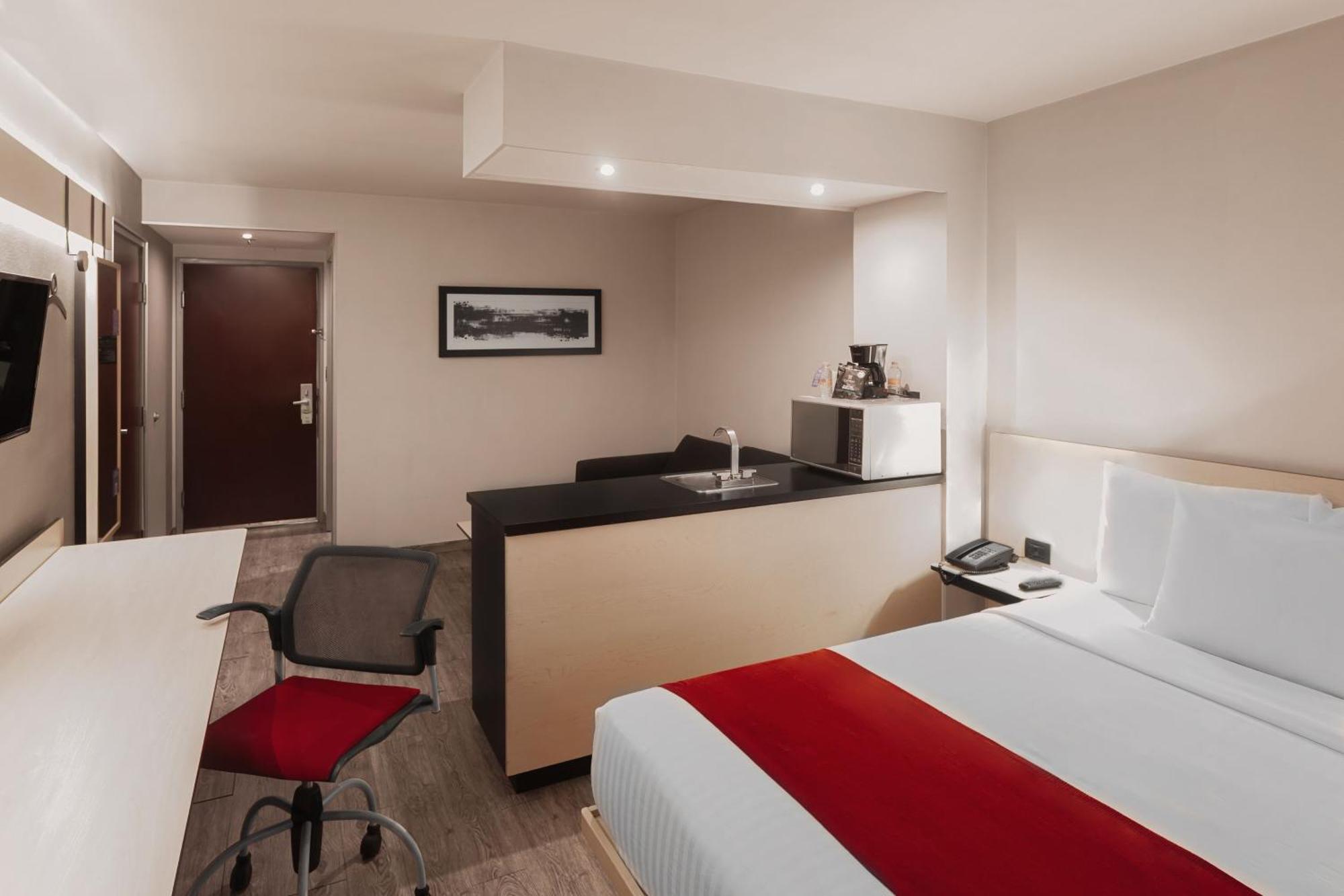 City Express By Marriott León Zewnętrze zdjęcie